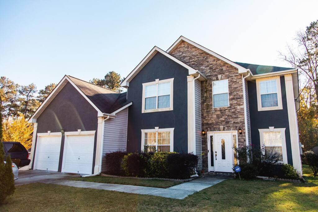Castle Comfort Ellenwood ภายนอก รูปภาพ