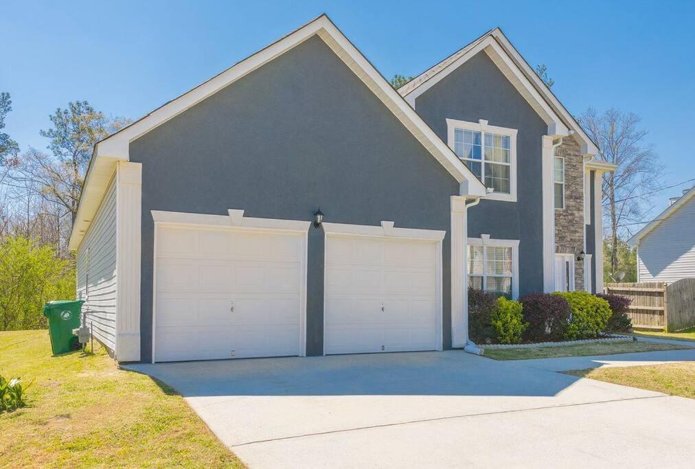 Castle Comfort Ellenwood ภายนอก รูปภาพ